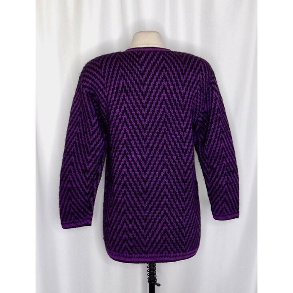 Vintage CARLISLE Purple & Black Chevron Stripe Wool Cardigan Sweater Medium - Picture 7 of 11